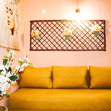 La Rosalie אסטריס