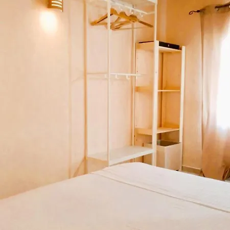 Ваканционна къща La Rosalie Астрис